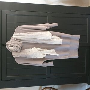 100percent Cashmere sweater light purple grey